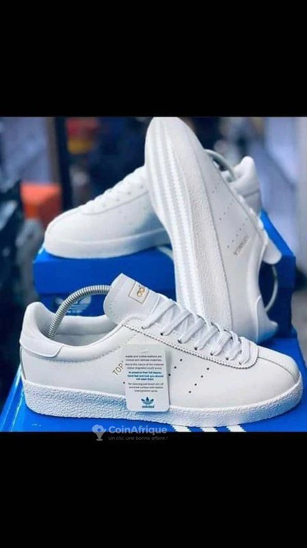 Adidas Topanga sneakers