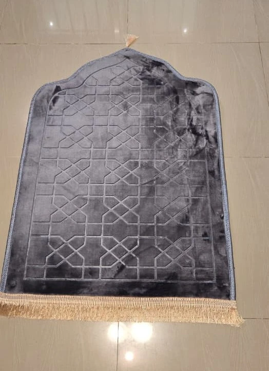 Luxurious Soft Prayer Rug...