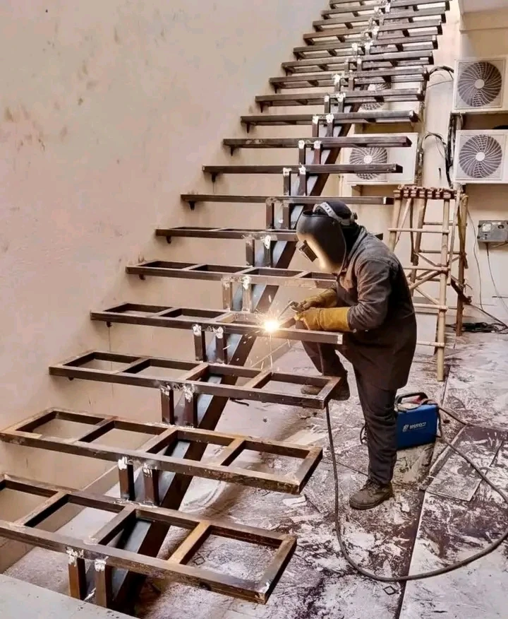 Foday mental welding shop
